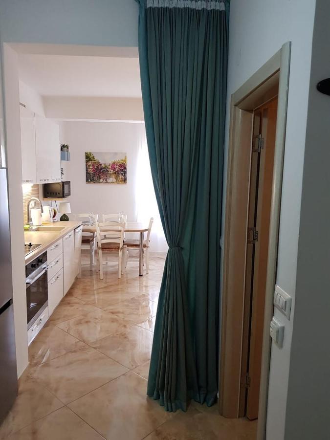 Montenegro - South Cross Apartman Dobra Voda Kültér fotó