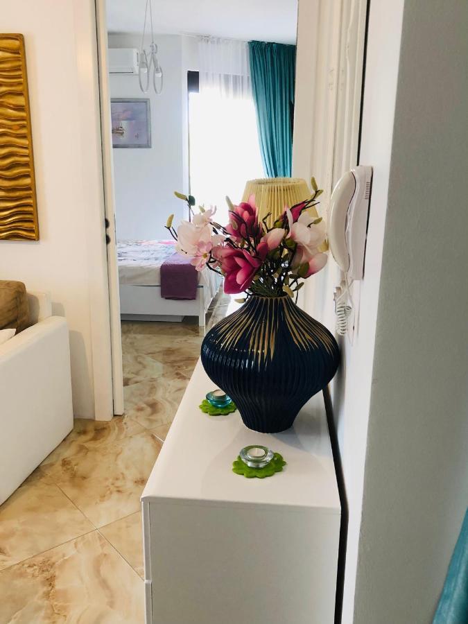 Montenegro - South Cross Apartman Dobra Voda Kültér fotó